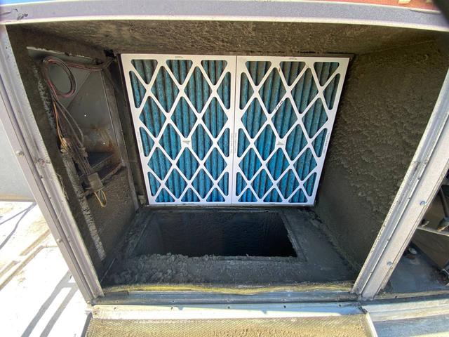 Relatively clean filters and dusty compartment.