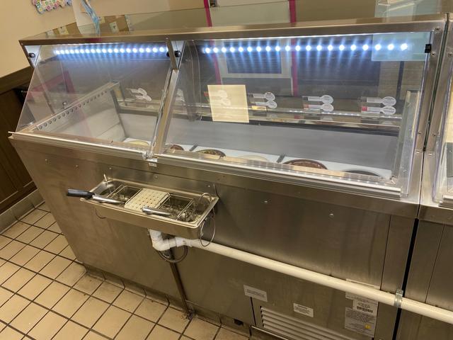 Cabinet with less ice after reported defrosting.