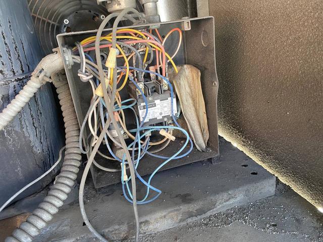Electrical/control compartment documentation.