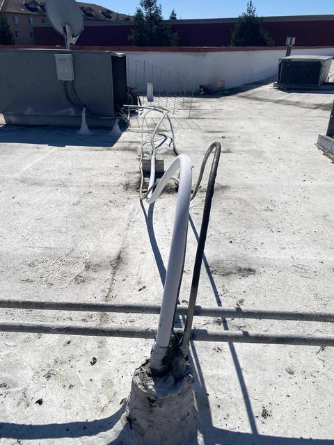 Exposed suction line.