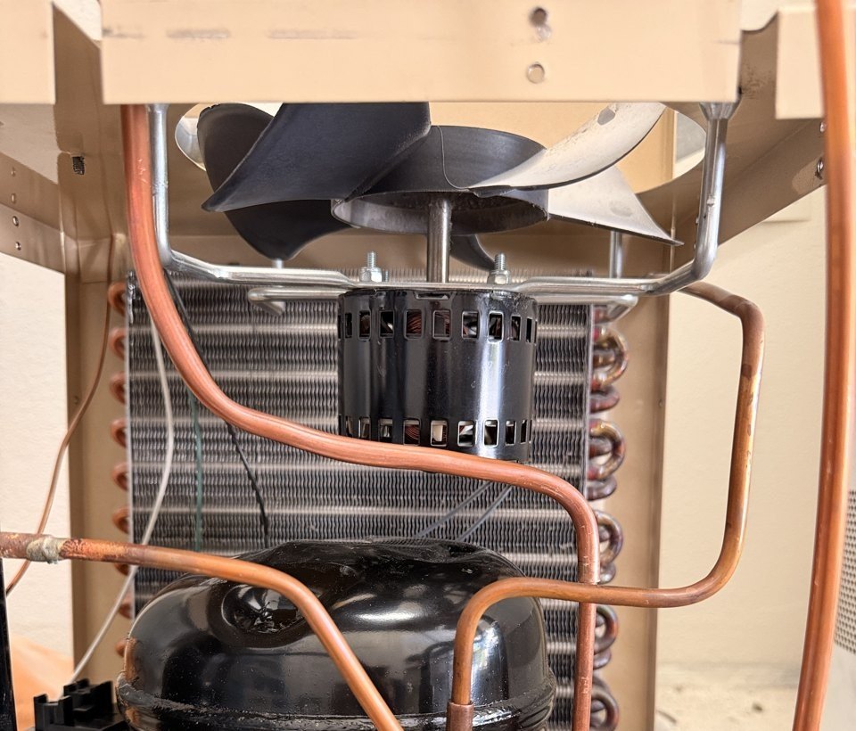 Breezaire split wine cellar cooling system, condensing unit WKS4000 COND, originally R-12 repair in Pleasanton, CA by ADRIUM, photo 2