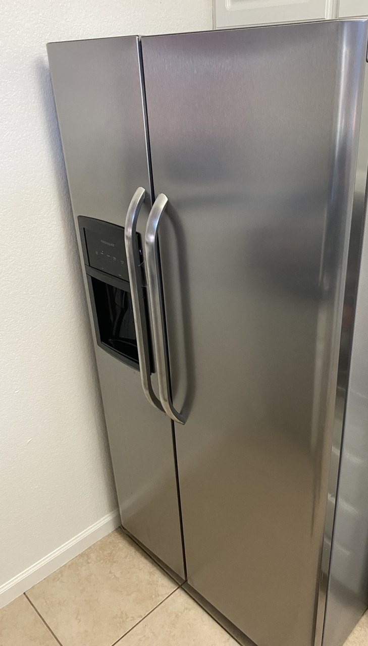 Frigidaire Side-by-Side Refrigerator With No Water and No Ice in San Ramon: Control Board Diagnosis
