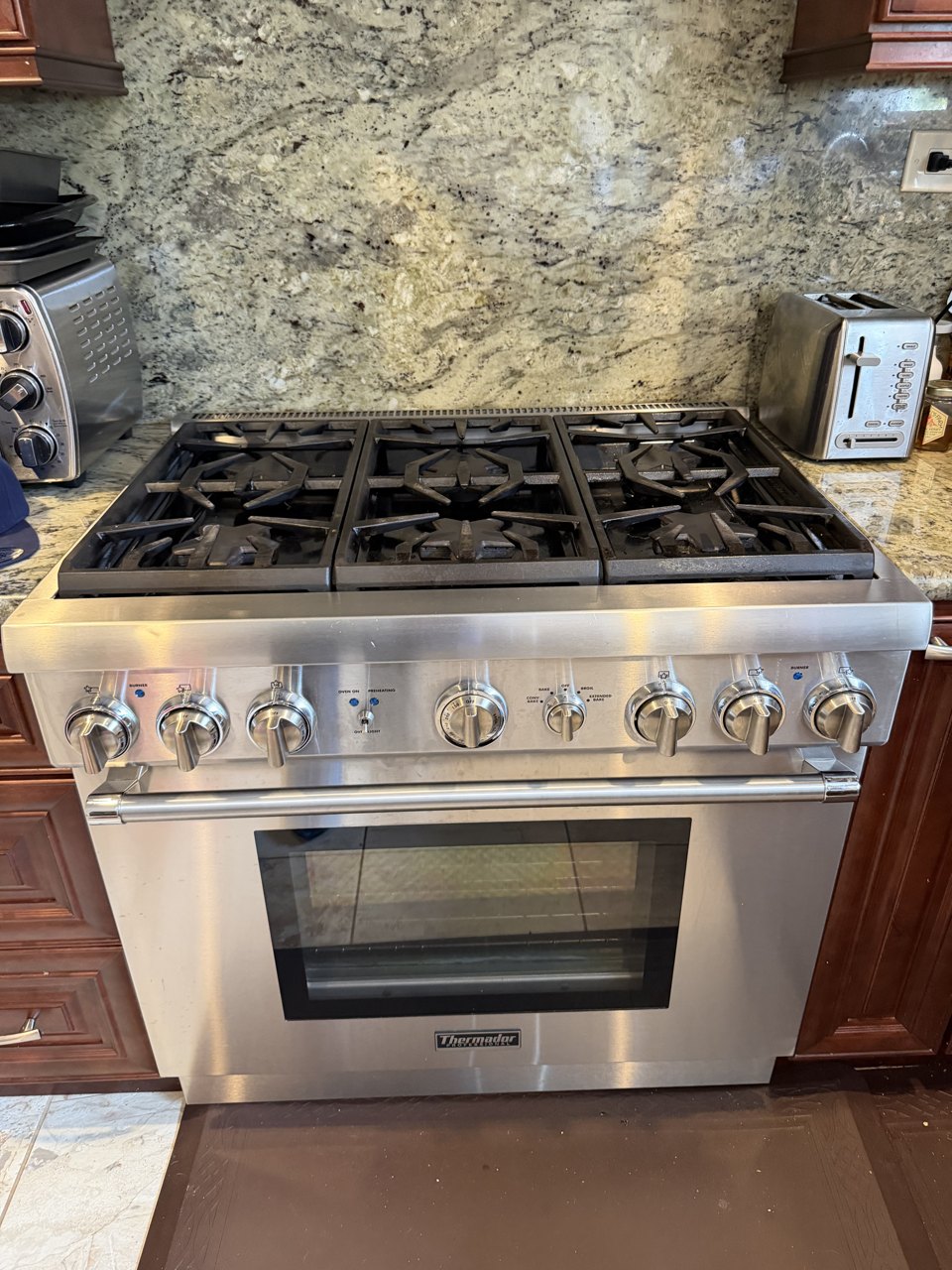 Thermador Thermador 36-inch Six-Burner Gas Range PRG366GH repair in South San Francisco, CA